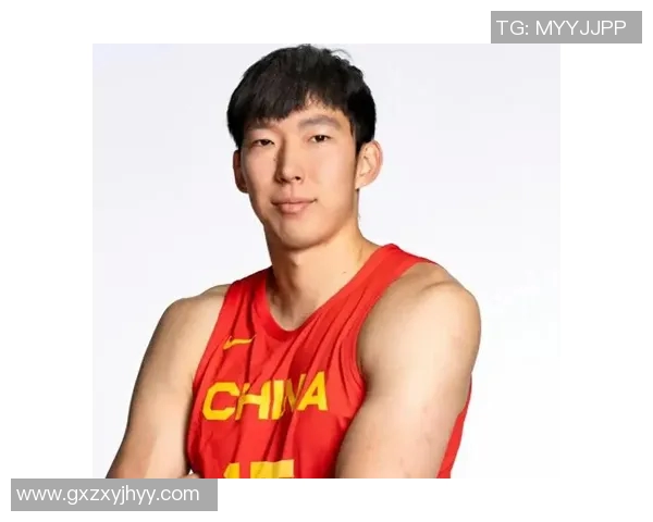 周琦在国际篮球舞台上的崛起与挑战:从青涩球员到顶尖中锋的成长历程 周琦在国际篮球舞台上的崛起与挑战:从青涩球员到顶尖中锋的成长历程